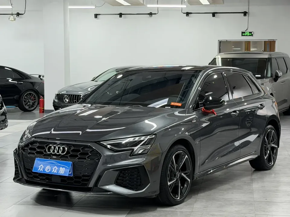 Audi A3 A3 2024 Audi A3 2024 Sportback 35 TFSI stylish and sporty 2024 — photo 1, buy with delivery to Moscow