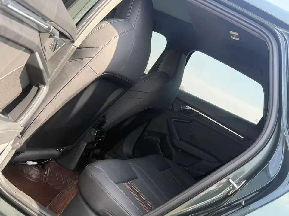 Audi A3 Sportback 35 TFSI stylish and sporty 2022 — миниатюра 4