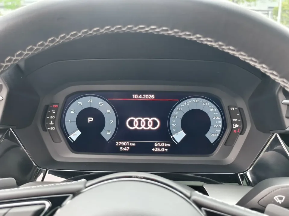Audi A3 facelift Sportback 35 TFSI stylish and sporty 2023 — миниатюра 4