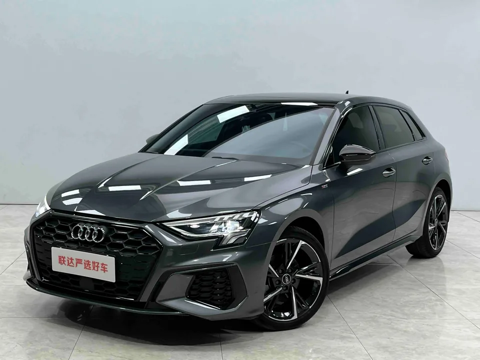 Audi A3 Audi A3 2022 Sportback 35 TFSI Stylish and sporty 2022 — photo 1, buy with delivery to Moscow
