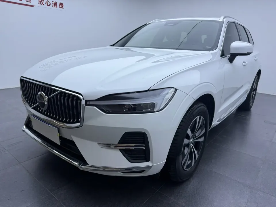 Volvo XC60 2022