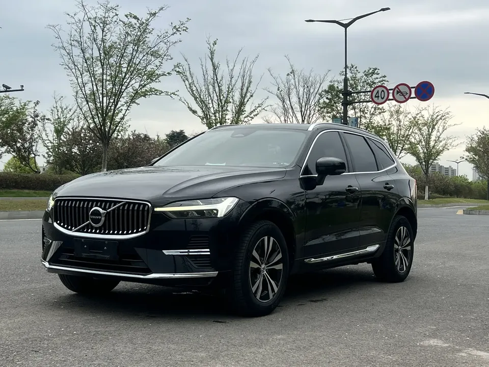 Volvo XC60 2022