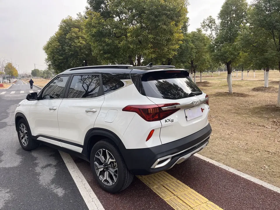 Kia Run proudly Run proudly 2021 AOPAO 1.5L CVT New Edition 2022 — thumbnail 2