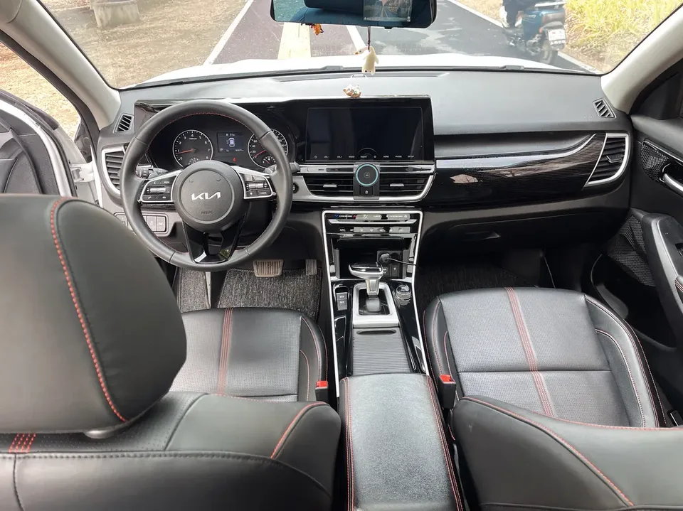 Kia Run proudly Run proudly 2021 AOPAO 1.5L CVT New Edition 2022 — thumbnail 4