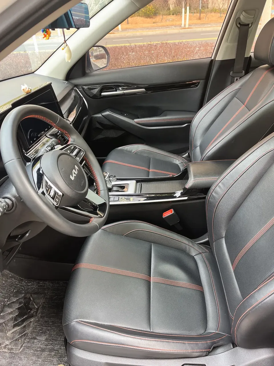 Kia Run proudly Run proudly 2021 AOPAO 1.5L CVT New Edition 2022 — thumbnail 5