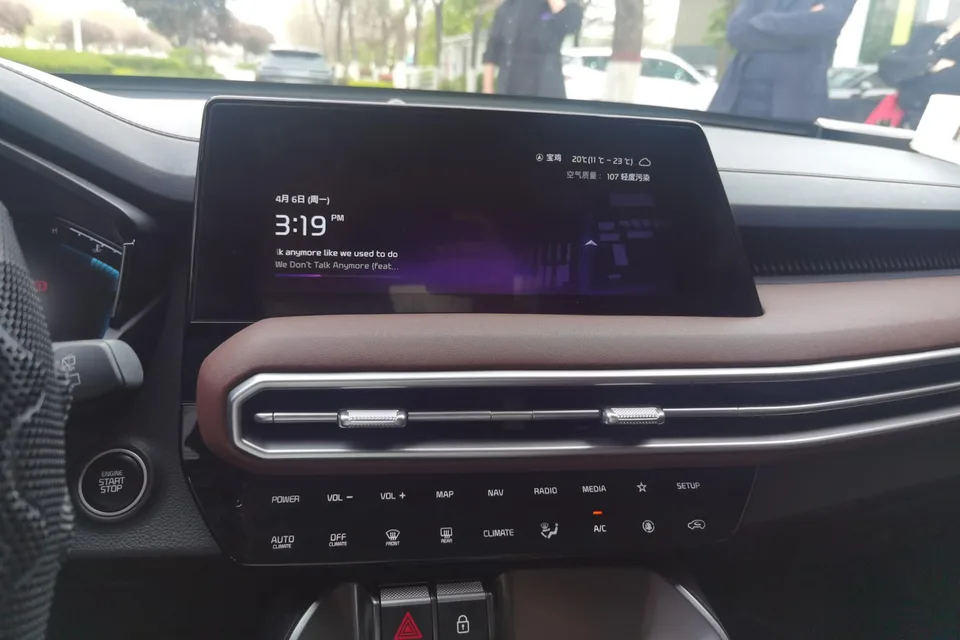 Kia Sportage Ace 2.0L Wonderful Edition 2022 — миниатюра 3
