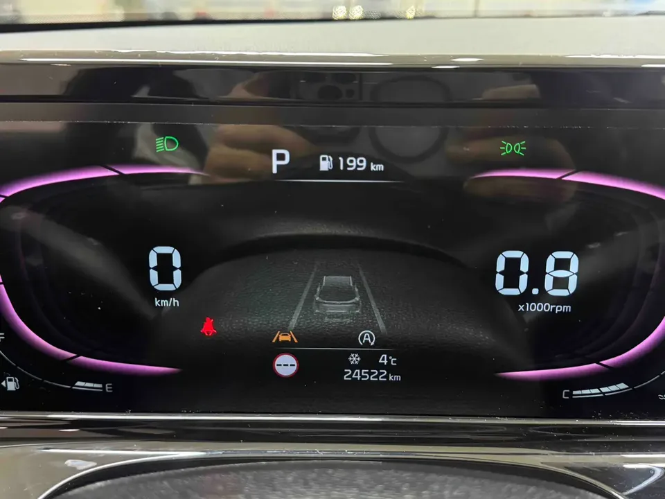 Kia Seltos CYLTUS 1.5L IVT Luxury Edition 2023 — миниатюра 4