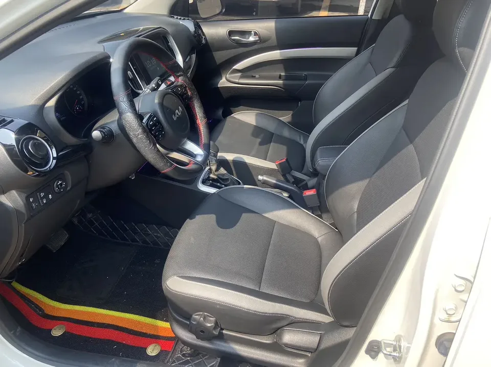 Kia KX1 Yipao 2021 1.4L automatic fun version 2023 — миниатюра 5