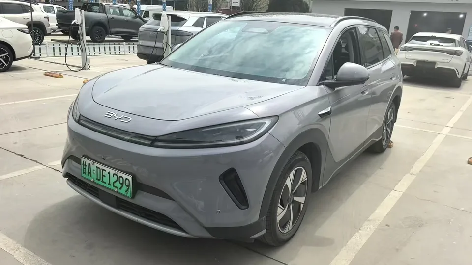 BYD Sea Lion 05 EV 2025