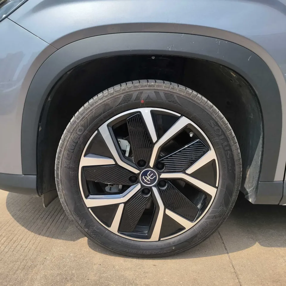 BYD Song L DM DM-i 160KM Beyond Edition 2025 — миниатюра 4