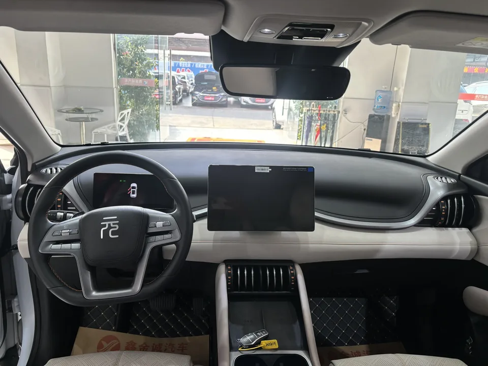 BYD Yuan Plus Yuan PLUS 2025 Smart Driving Edition 430KM Beyond Edition 2025 — миниатюра 3