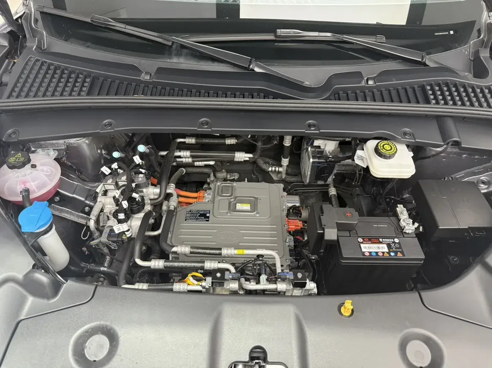 BYD Yuan Up 401KM Leading Model 2025 — миниатюра 3