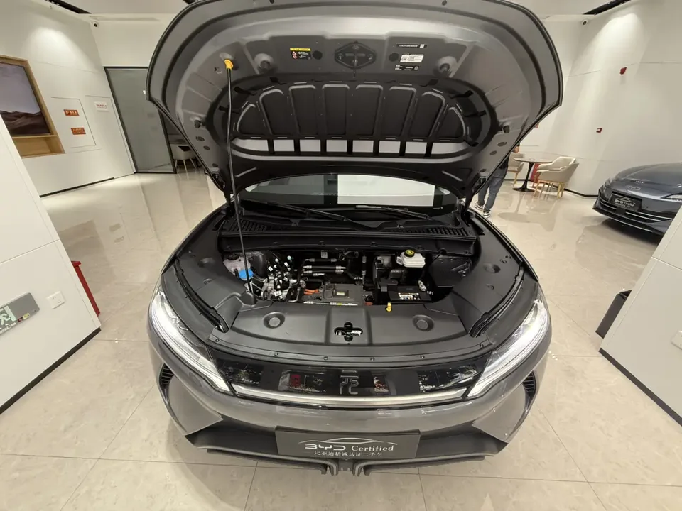 BYD Yuan Up 401KM Leading Model 2025 — миниатюра 4