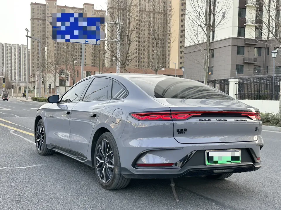 BYD Han DM Han DM 2025 DM-i 125KM Premium Edition 2025 — миниатюра 4