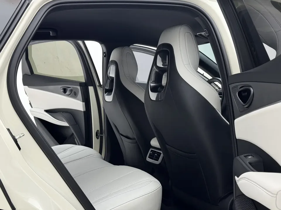 BYD Seal 06DM DM-i 80KM Luxury 2025 — миниатюра 4