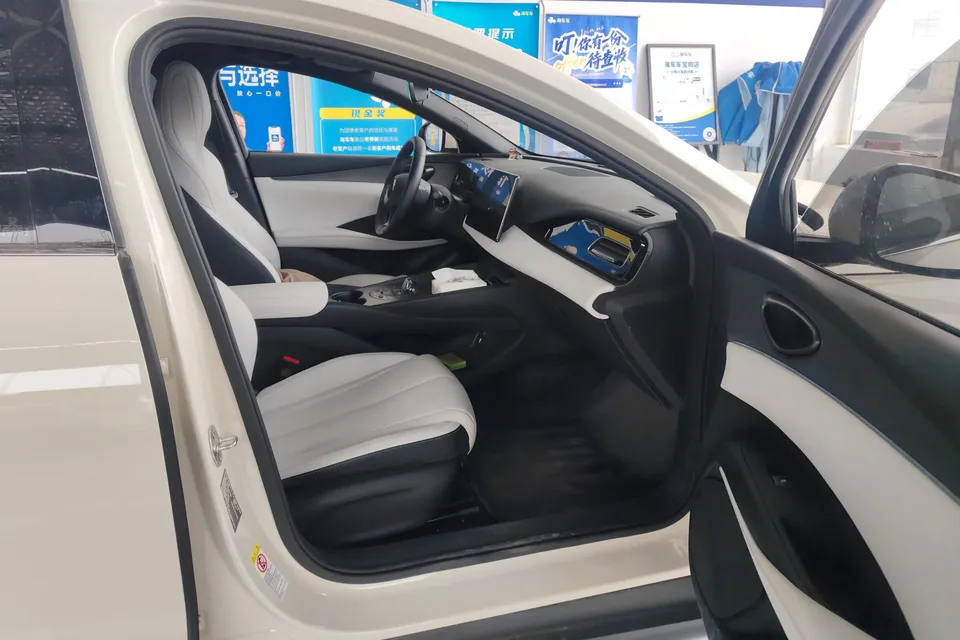 BYD Seal 06DM Intelligent Driving Edition DM-i 80KM Luxury Edition 2025 — миниатюра 4