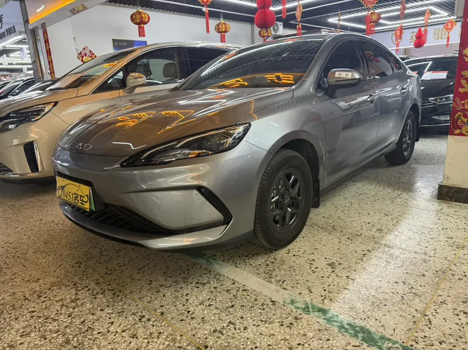 BYD Seal 05DM 2025