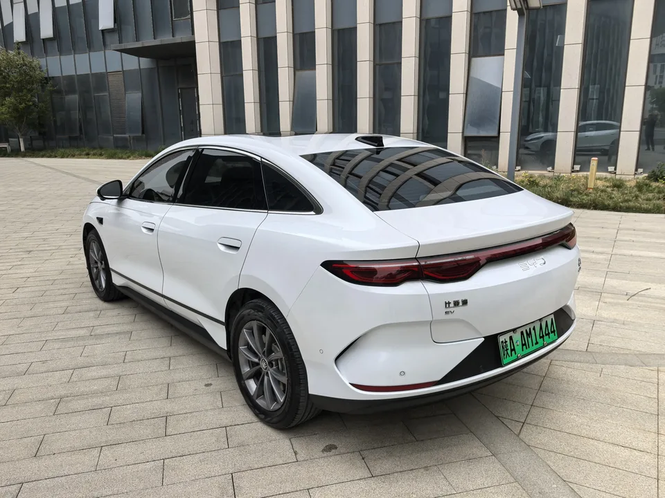 BYD Qin L EV 545km Excellence Edition 2025 — миниатюра 2