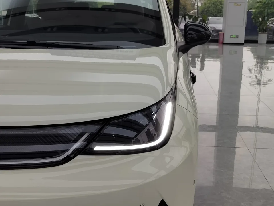 BYD Dolphin Smart Driving Edition 410KM Fashion Edition 2025 — миниатюра 5