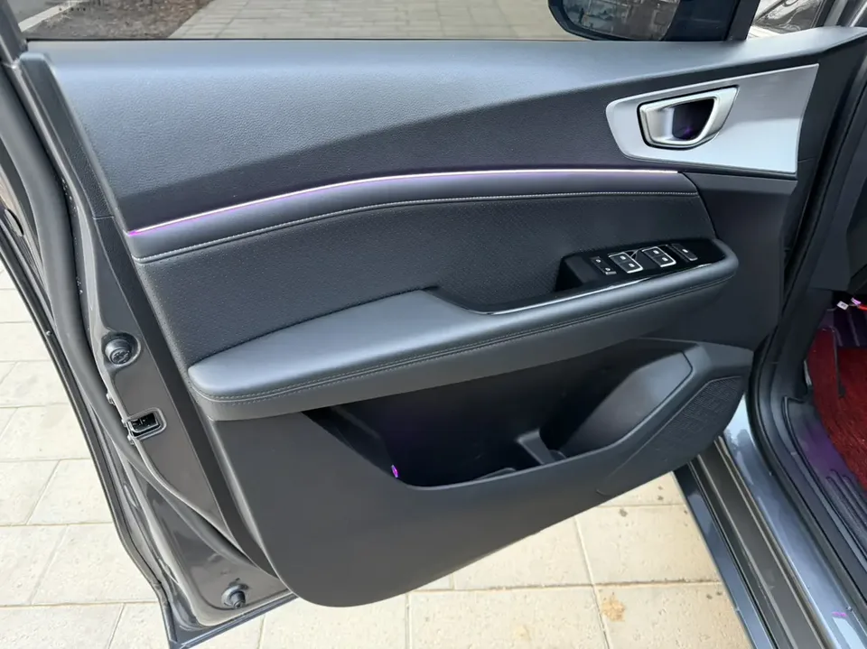 Wuling Jiachen Wuling Jiachen 1.5T CVT Premium Flagship Model 2022 — thumbnail 4