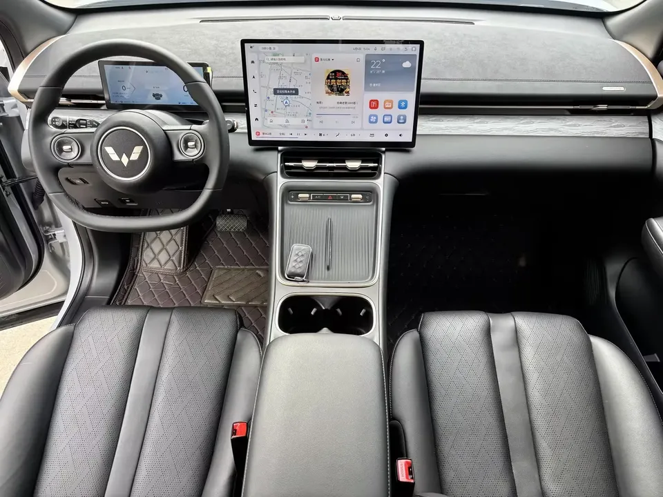 Wuling Starlight S PHEV 130km Flagship Model 2024 — миниатюра 2