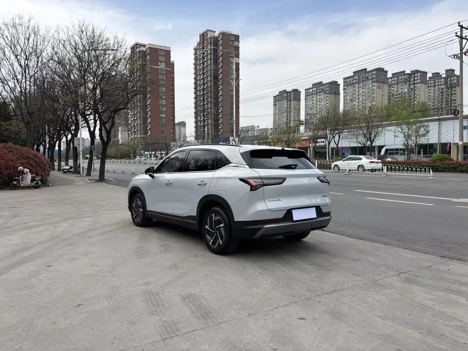 Wuling Starlight S PHEV 130km Flagship Model 2024 — миниатюра 3