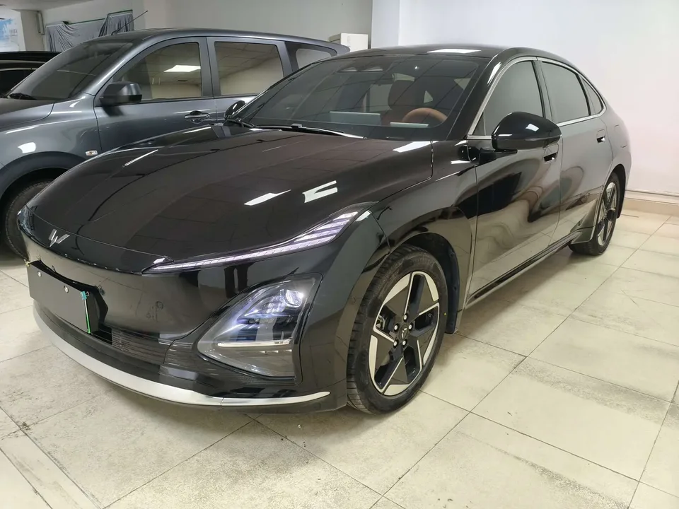 Wuling Starlight EV 2025