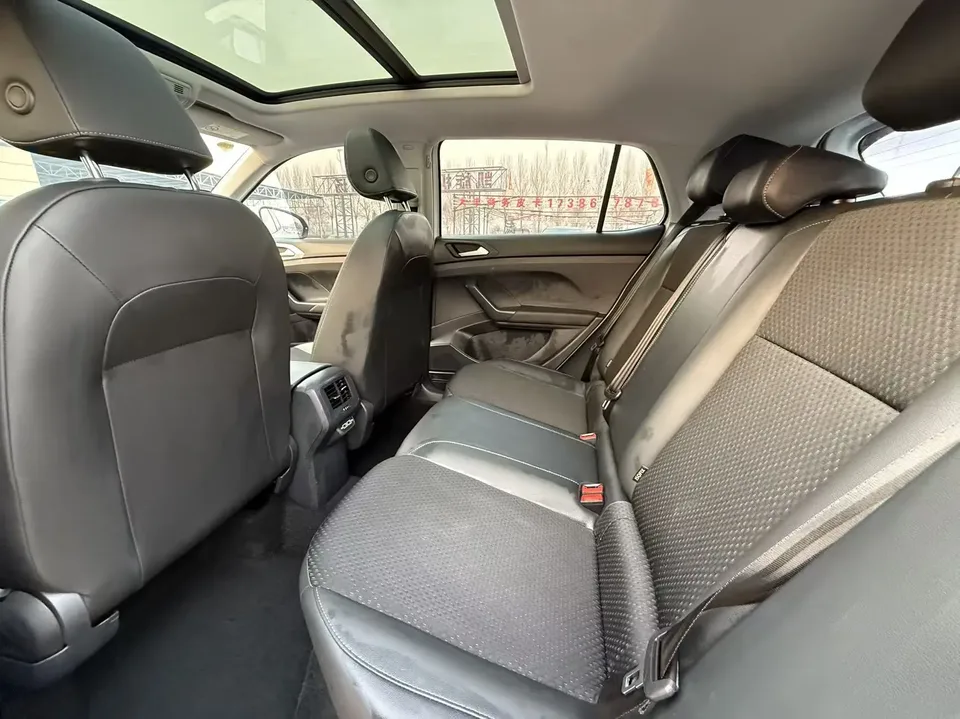 Volkswagen Explore the shadows 200TSI DSG Yuezhi Connected Edition 2023 — миниатюра 3