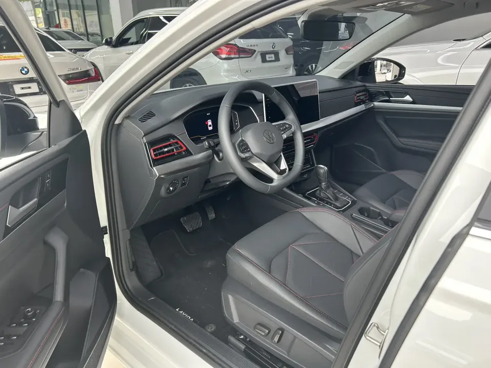 Volkswagen Lavida Lavida 2024 300TSI DSG Starry Sky Leading Edition 2024 — миниатюра 5