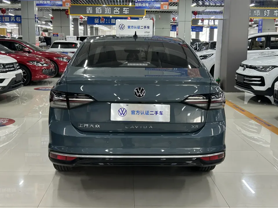 Volkswagen Lavida Lavida 2023 New 1.5L Automatic New Edition 2023 — thumbnail 2
