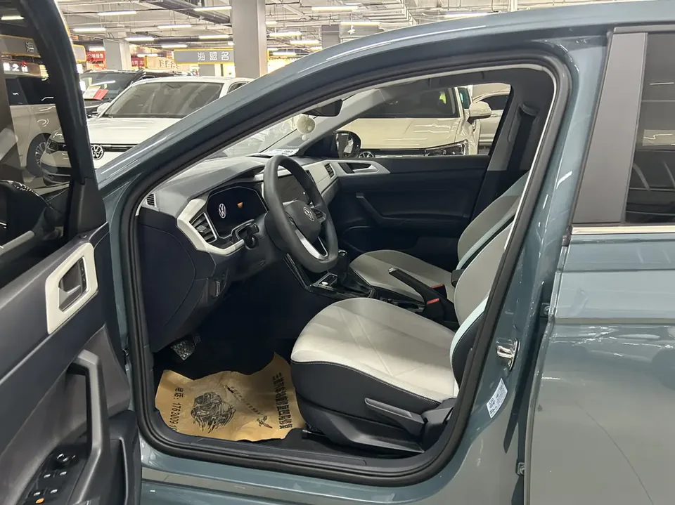 Volkswagen Lavida Lavida 2023 New 1.5L Automatic New Edition 2023 — thumbnail 3