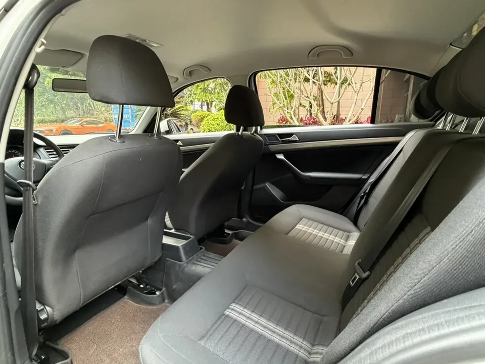 Volkswagen Lavida Lavida 2019 1.5L Automatic Fashion Edition National VI 2022 — thumbnail 3
