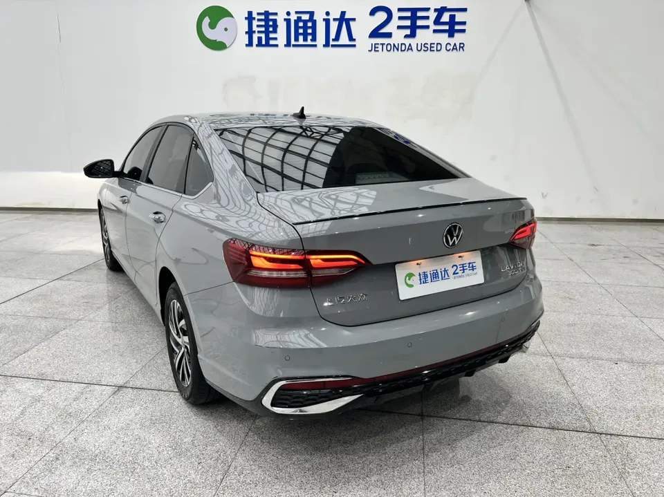 Volkswagen Lavida 300TSI DSG Starry Sky Edition 2023 — миниатюра 2