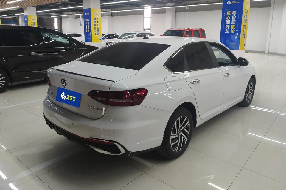 Volkswagen Lavida Lavida 2024 300TSI DSG Starry Sky Leading Edition 2025 — миниатюра 3