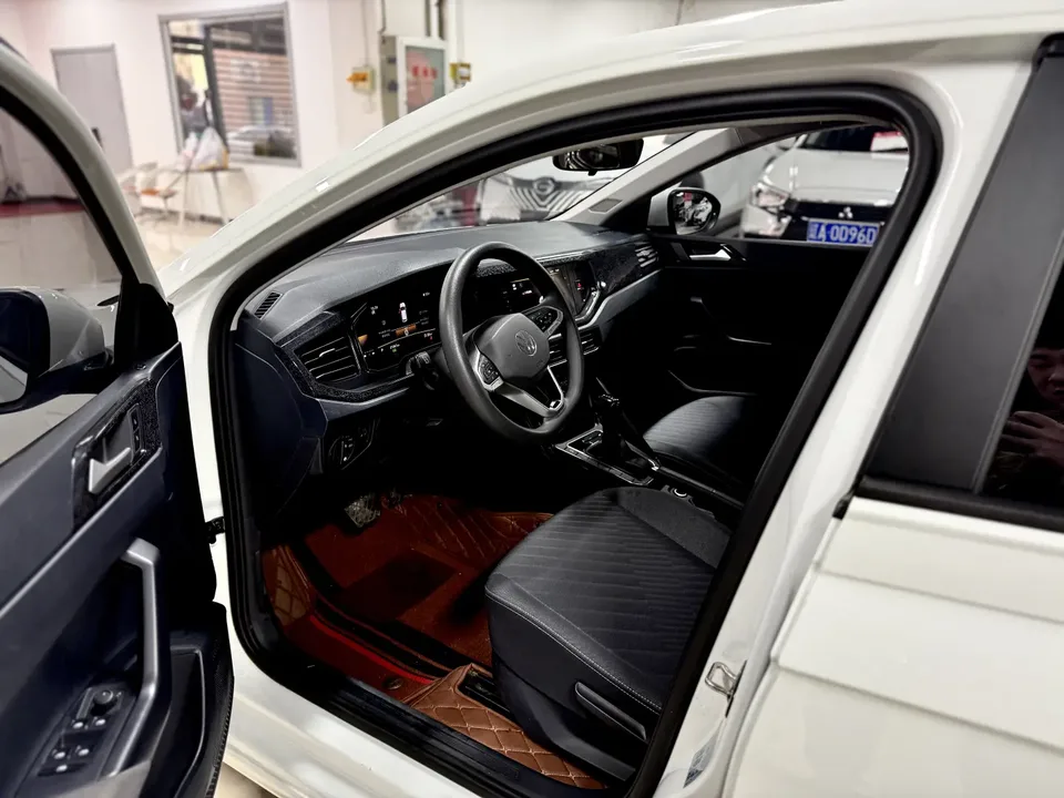 Volkswagen Lavida Lavida 2023 New 1.5L Automatic New Edition 2024 — миниатюра 5