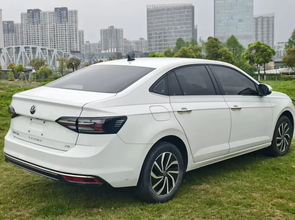 Volkswagen Lavida Lavida 2023 New 1.5L Automatic New Edition 2023 — thumbnail 5