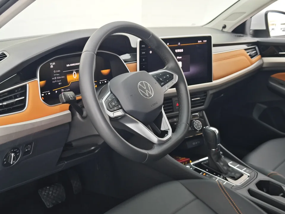 Volkswagen Bora Bora 2023 200TSI DSG Smart Edition 2023 — миниатюра 4