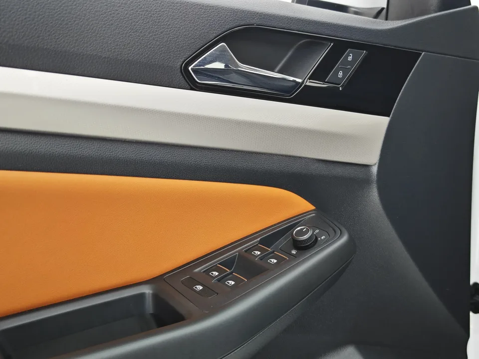 Volkswagen Bora Bora 2023 200TSI DSG Smart Edition 2023 — миниатюра 5