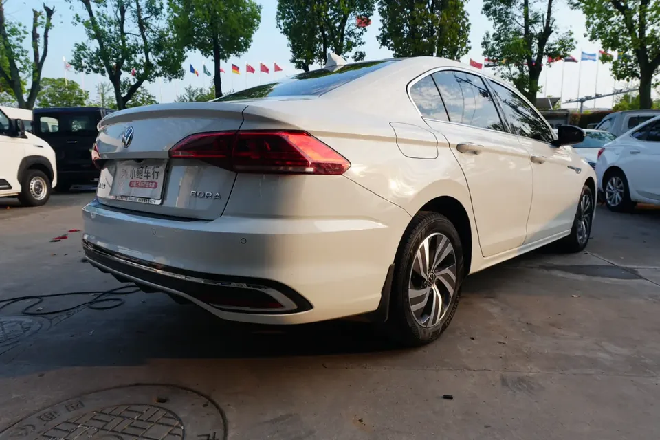 Volkswagen Bora Bora 2023 200TSI DSG Intelligent Driving Edition 2022 — thumbnail 4