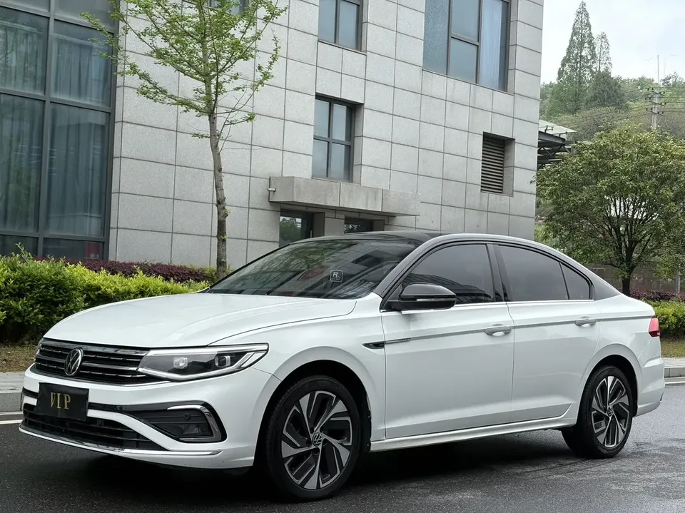 Volkswagen Bora 2023