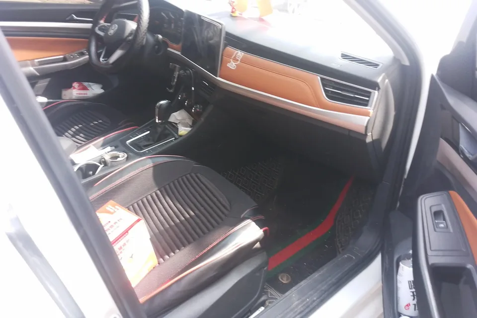 Volkswagen Bora Bora 2023 200TSI DSG Joy Edition 2023 — миниатюра 2