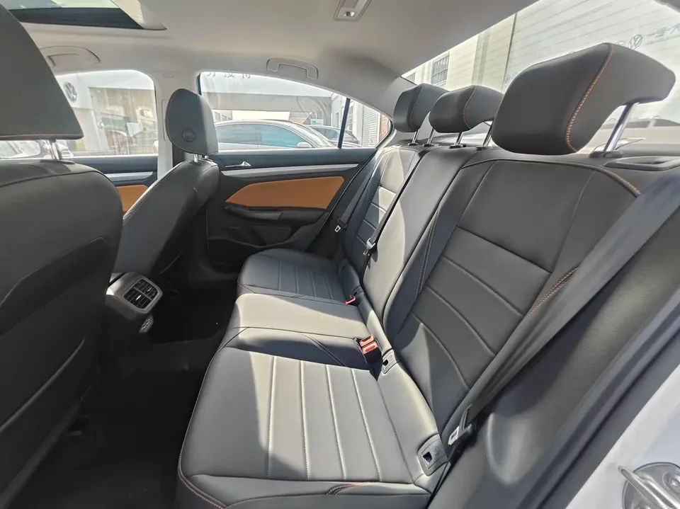 Volkswagen Bora Bora 2025 200TSI DSG Joy Travel PRO Edition 2025 — миниатюра 3