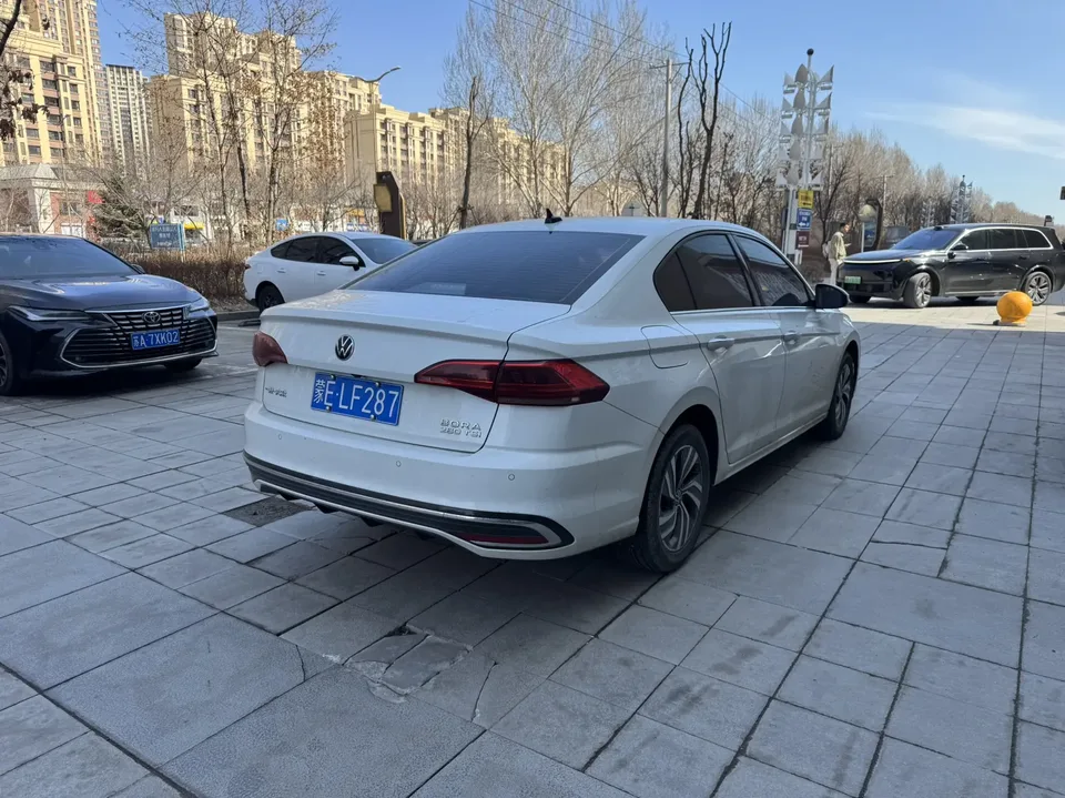 Volkswagen Bora 280TSI DSG Comfort Edition 2023 — миниатюра 4