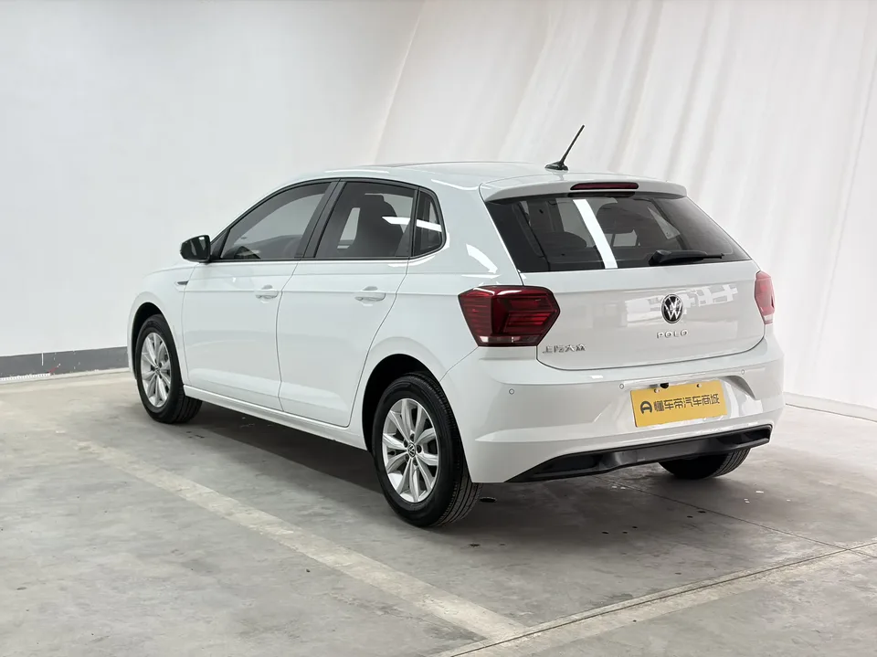Volkswagen Polo Polo 2023 Plus 1.5L Automatic Colorful Technology Edition 2023 — миниатюра 2