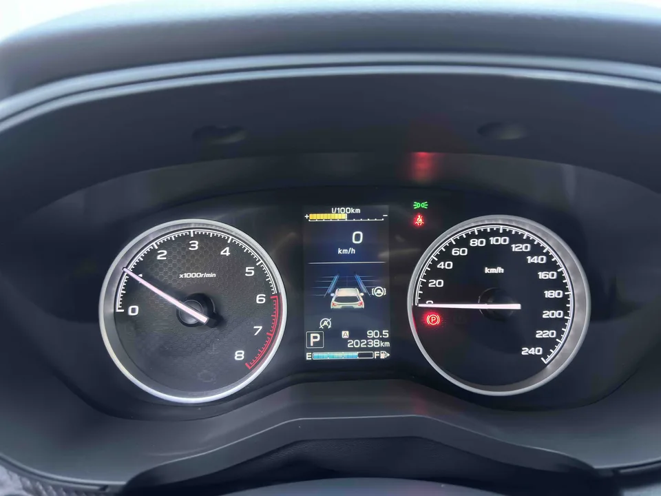 Subaru Forester FORESTER 2022 2.0i AWD Deluxe Edition EyeSight 2023 — миниатюра 4