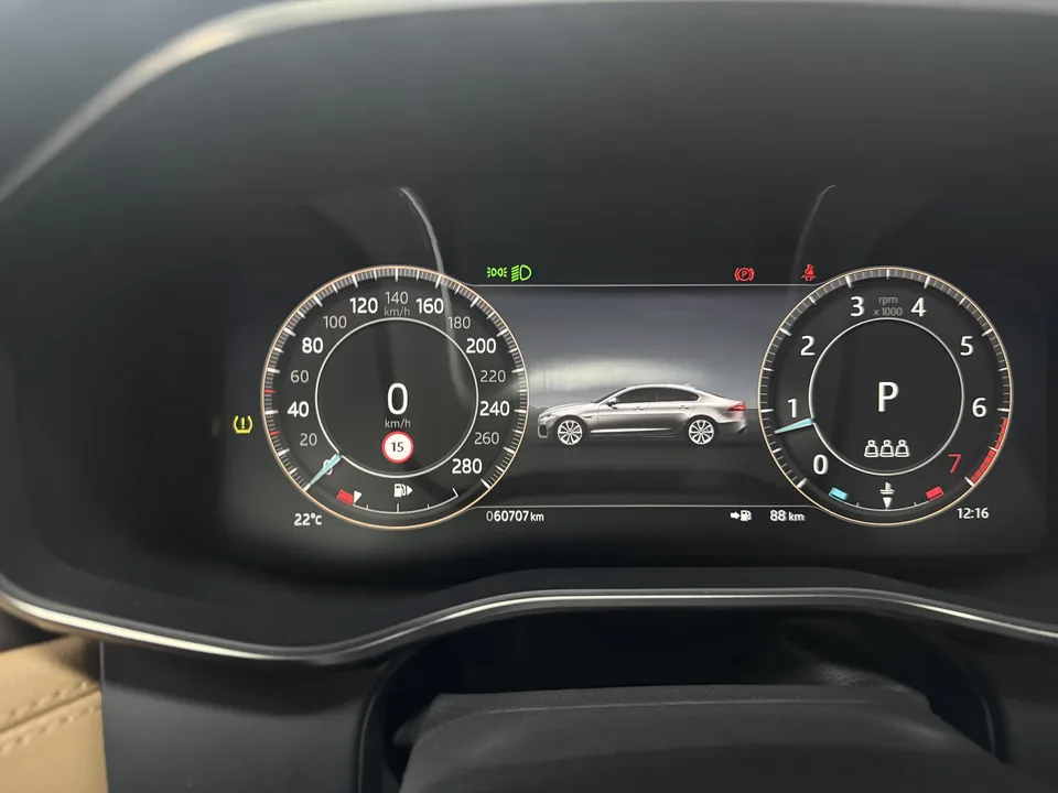 Jaguar XFL 2.0T P250 2WD Premium Luxury Edition 2024 — миниатюра 3