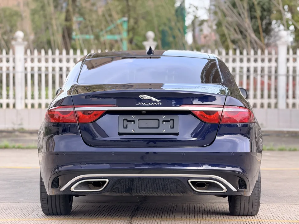 Jaguar XFL Jaguar XFL 2022 2.0T P250 2WD Elite Sports Edition 2022 — thumbnail 2