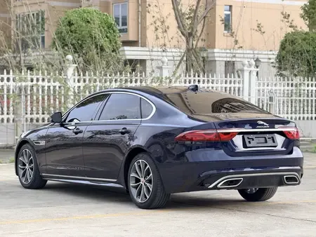 Jaguar XFL Jaguar XFL 2022 2.0T P250 2WD Elite Sports Edition 2022 — thumbnail 4