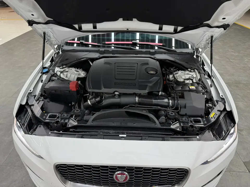 Jaguar XEL XEL 2021 2.0T 250PS R-DYNAMIC S aggressive sports version 2022 — thumbnail 2