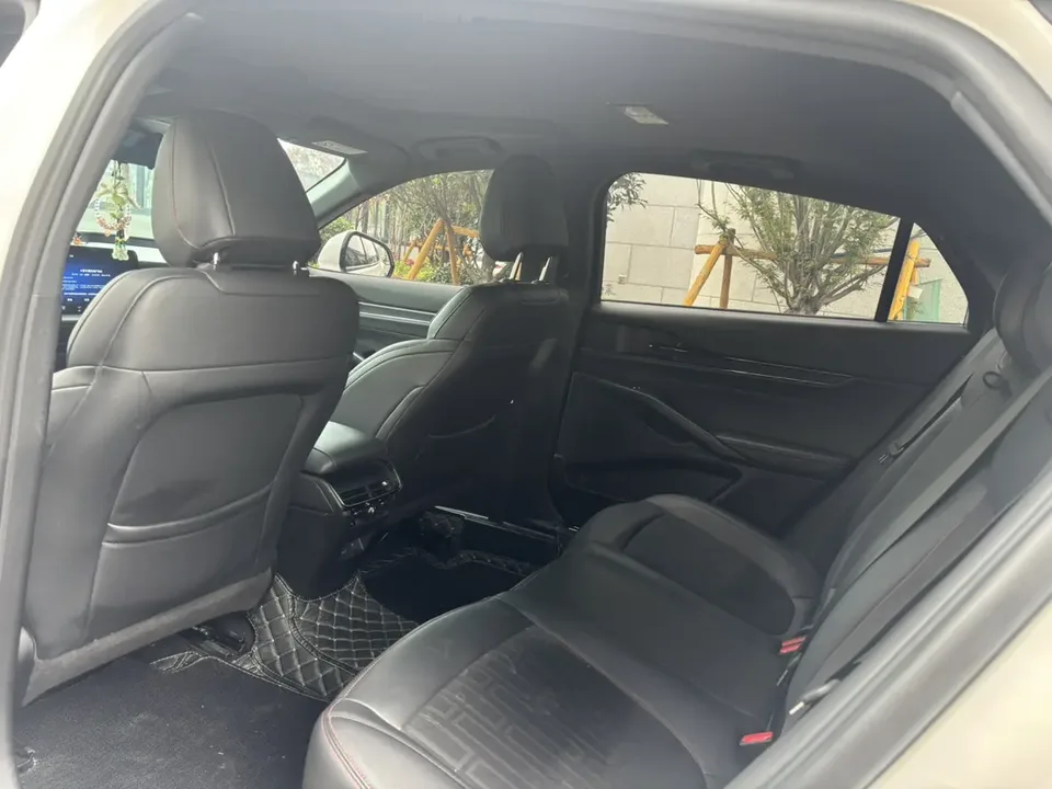 Ford Mondeo Mondeo EcoBoost 180 Comfort Edition 2023 — миниатюра 3